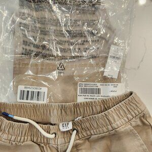 GAP Kakhi Biys Shorts Size XL (12) School Approved